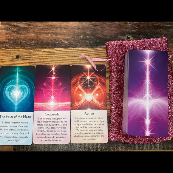 Healing energy Oracle deck + drawstring carrying tarot bag - Picture 3 of 3